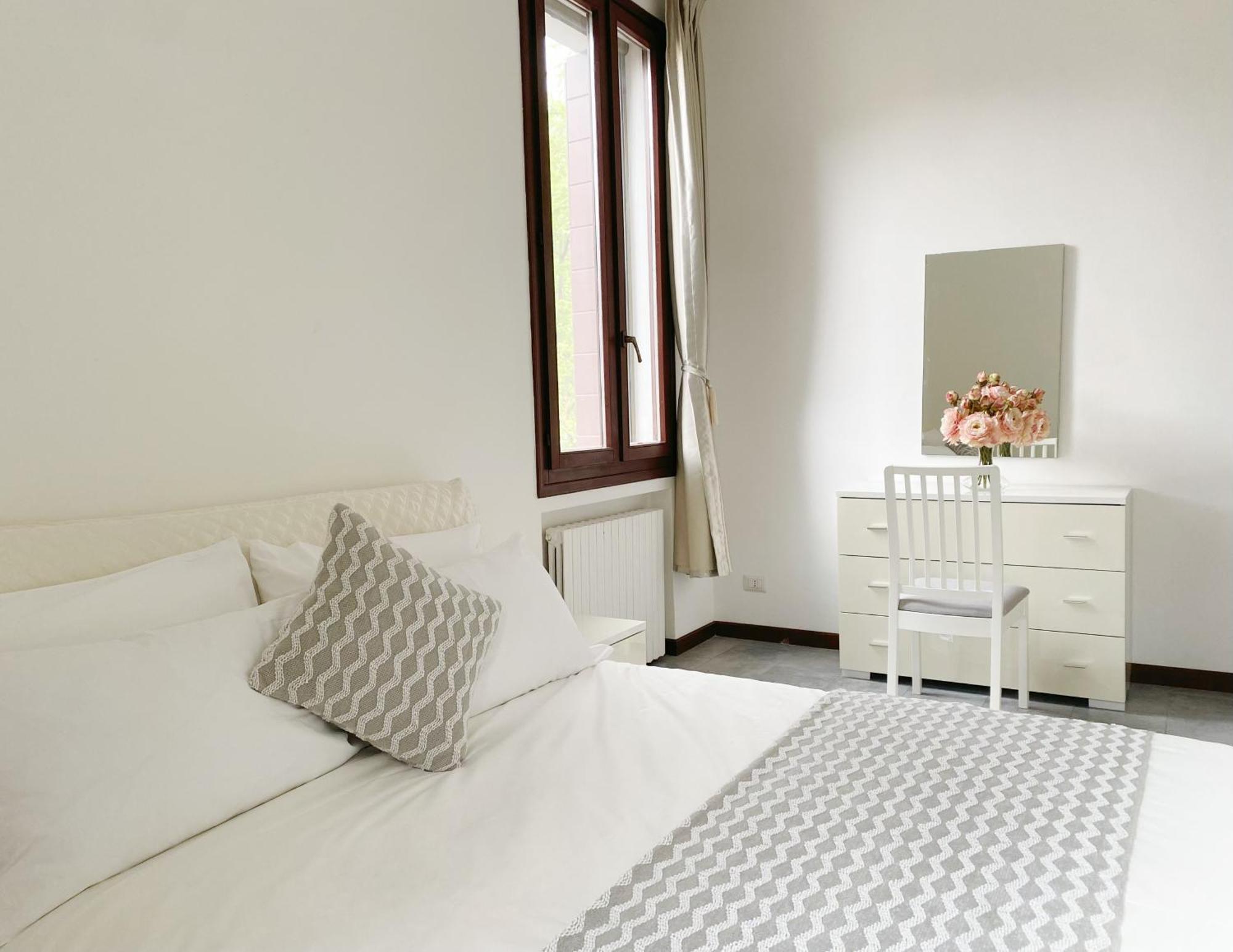 Gris Apartment: Venice Mestre Buitenkant foto
